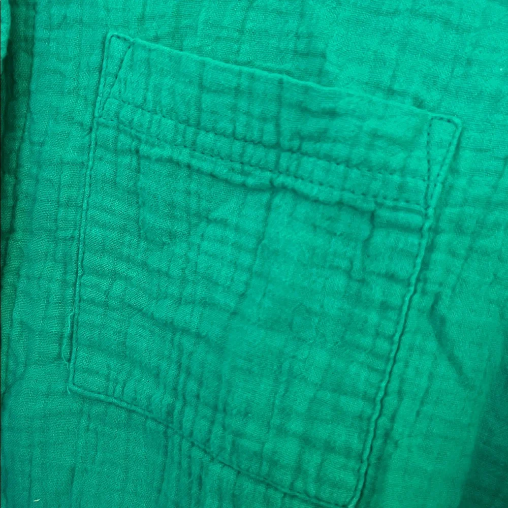 J. Crew Vibrant Green Casual Shirt - Picture 3 of 6